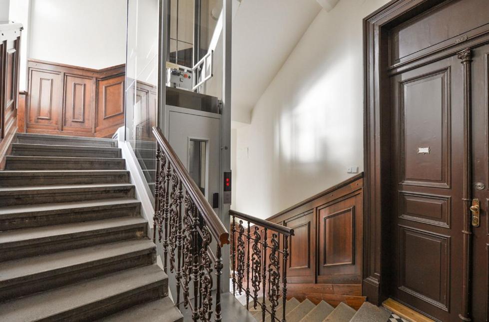 Large And Modern Apartment In The Heart Of Praga Exterior foto